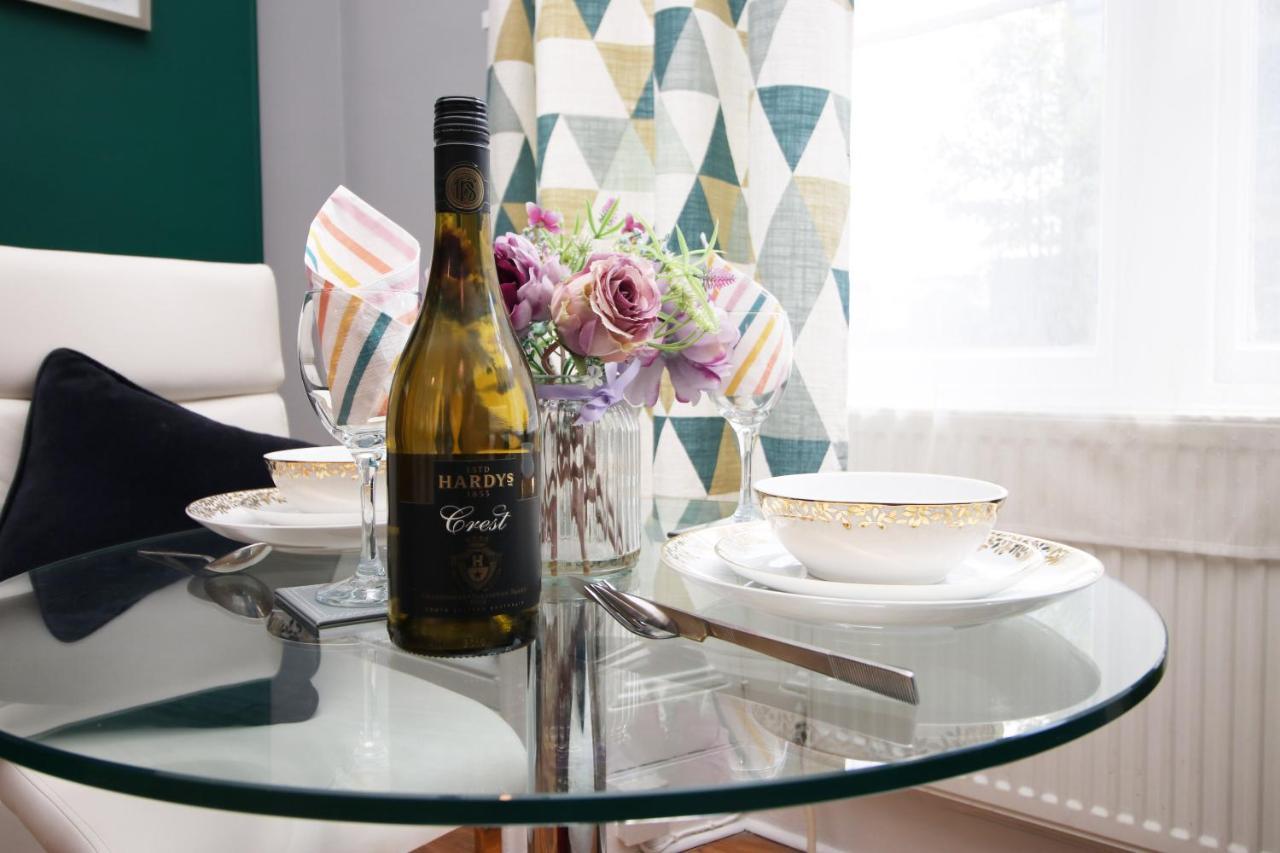 Sleek And Stylish 2 Bed In Clifton - Garden Lejlighed Bristol Eksteriør billede